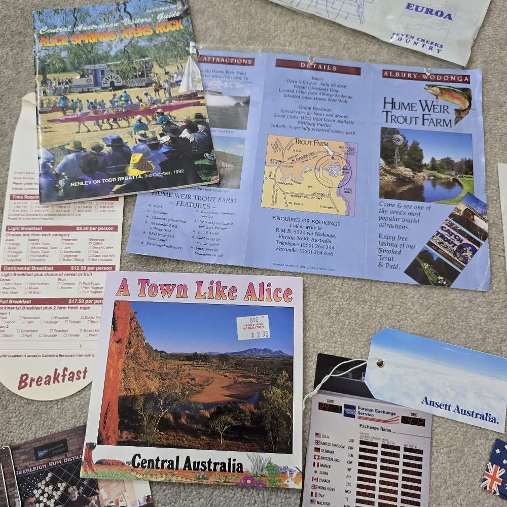 Vintage 1992 Australian Souvenir Lot Brochures Books Menus Visitors Guide - Picture 9 of 12